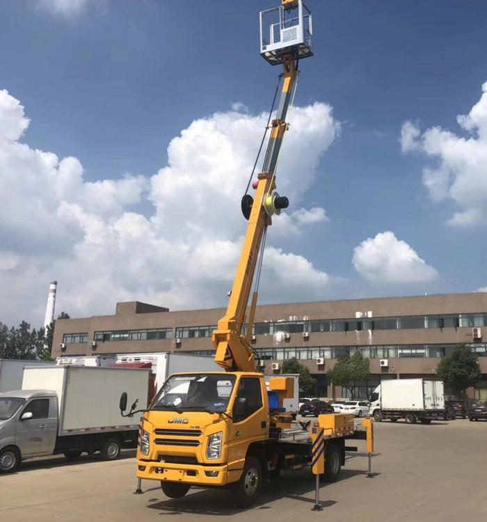 高空作业车与高空工程 现代施工的空中力量